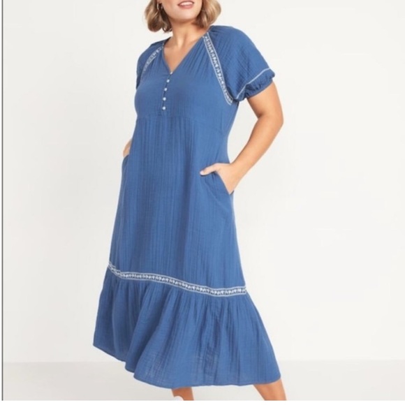 Old Navy Crinkle-Crepe Maxi Swing Dress Rhapsody in Blue - Picture 2 of 9